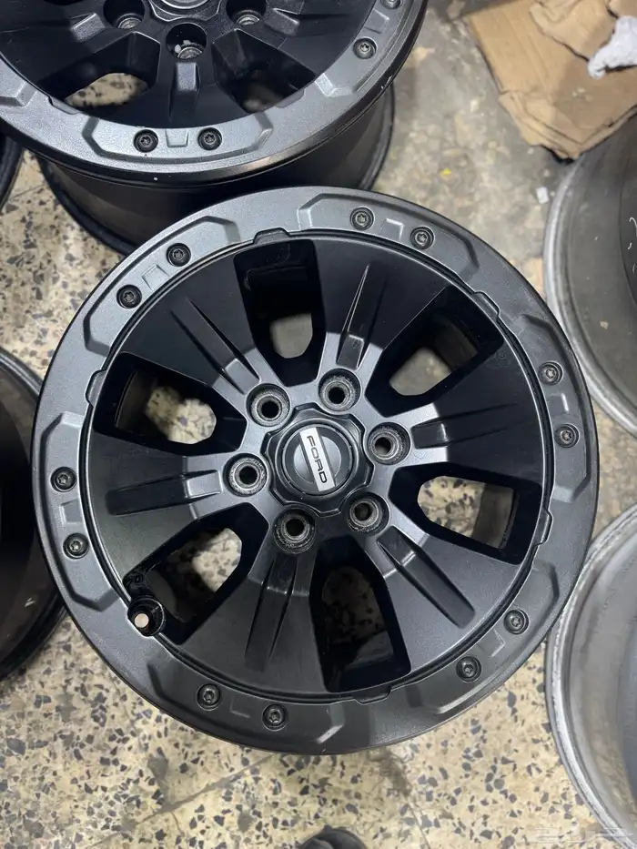 جنوط فورد F150 رابتر مقاس 17 اصلي وكاله 3