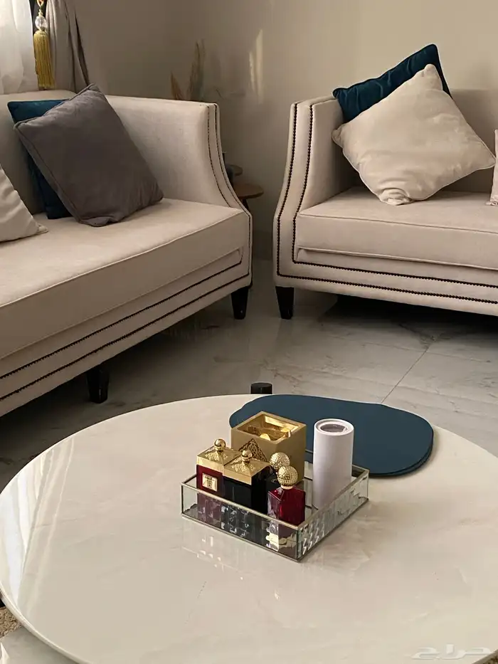 طاولات ضيافة نظيفة 2