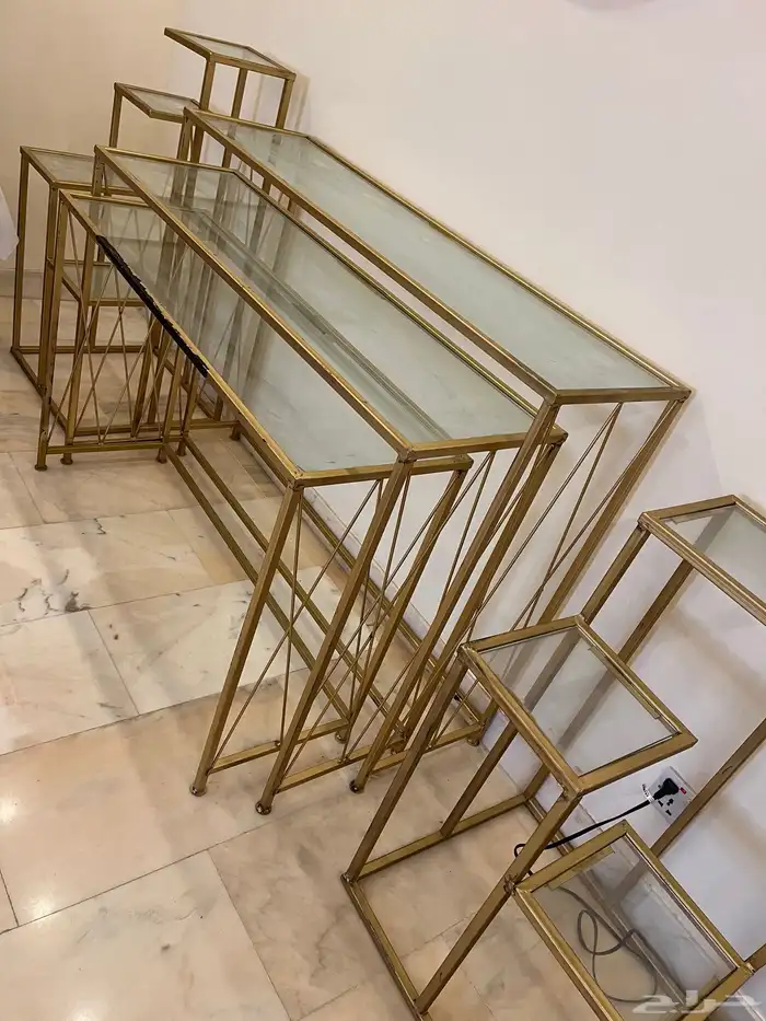 خمس قطع ثلاث طاولات وزاويتين 2