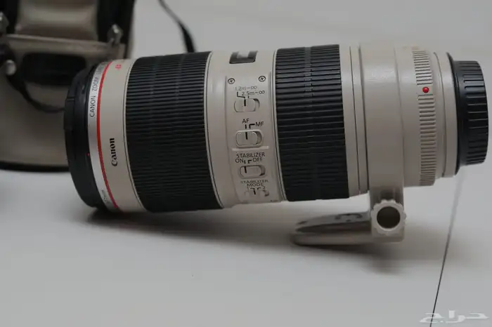 عدسة كانون 70-200 2.8f 3