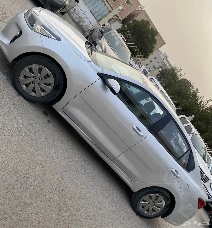 كيا ريو 2019 ستاندر قير اتوماتيك 5