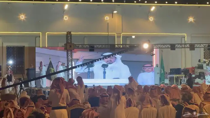 شاشات عرض عملاقة 3