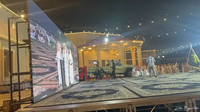 شاشات عرض عملاقة 4