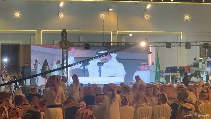 شاشات عرض عملاقة 2