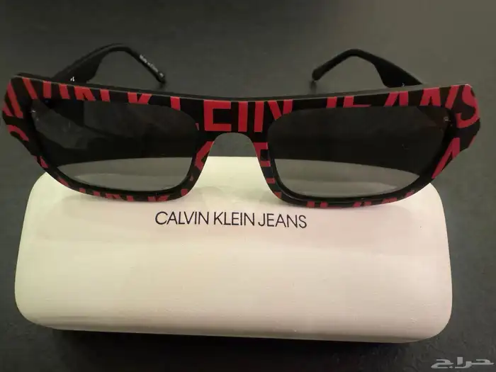 نظارة شمسية للبيع CALVINKLEIN 3