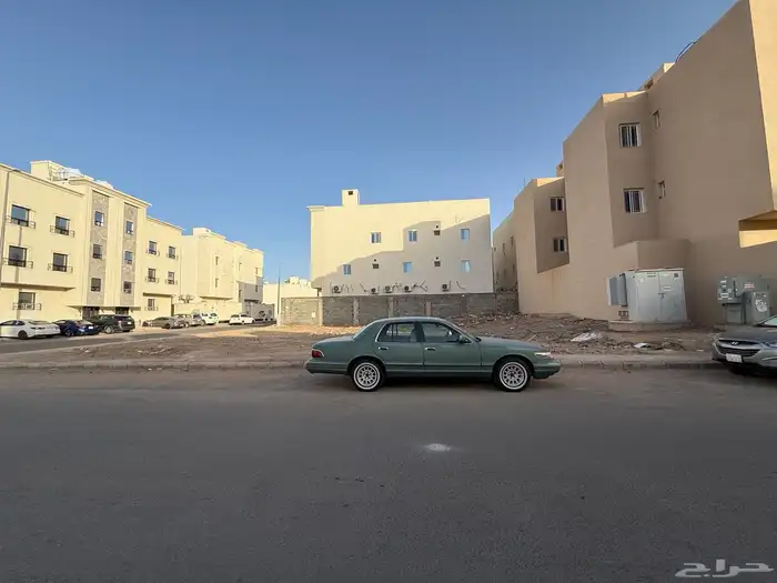 للبيع ارض سكنية على واجهتين بعالية قباء1 8