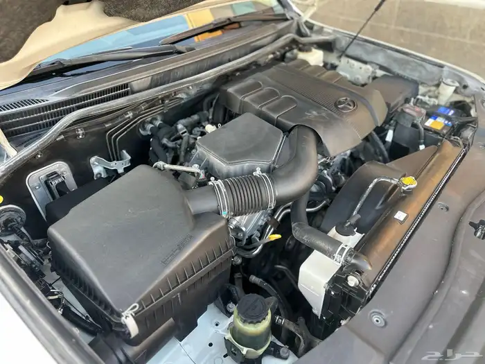 لا ندكروزر 2016 فل كامل GX.R بريمي V6 ( تم البيع ) 68