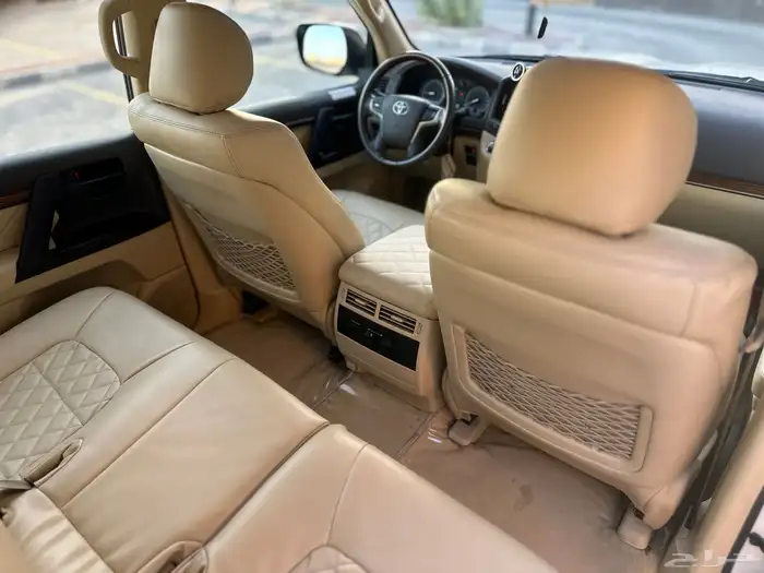 لا ندكروزر 2016 فل كامل GX.R بريمي V6 ( تم البيع ) 37