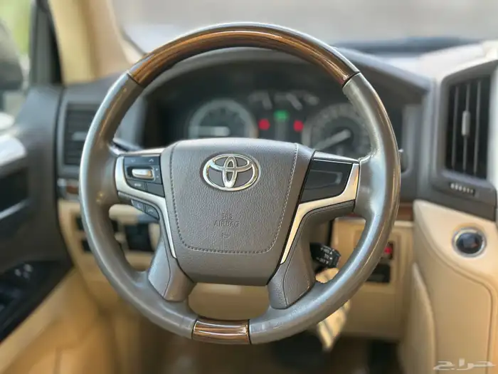 لا ندكروزر 2016 فل كامل GX.R بريمي V6 ( تم البيع ) 28