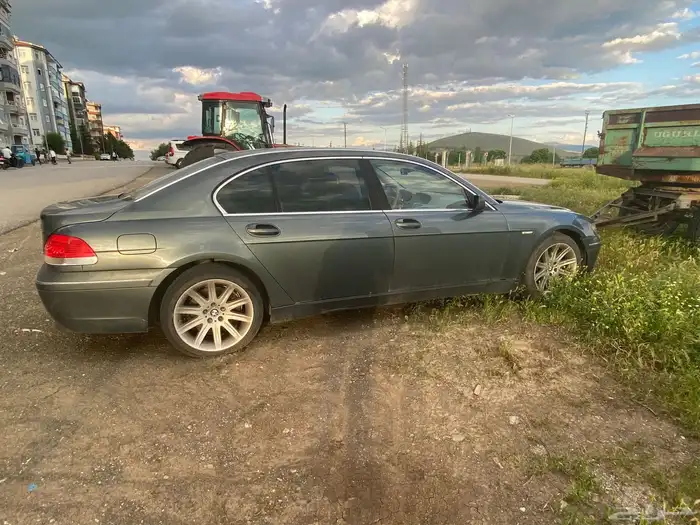 BMW 745 Li 13