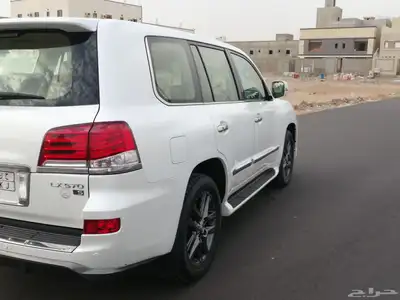 لكزس LX 2015 17
