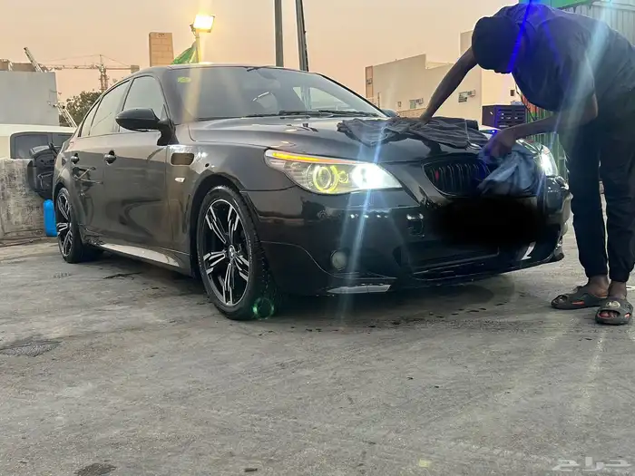 للبيع بي ام 550i 2007 معدل m5 5