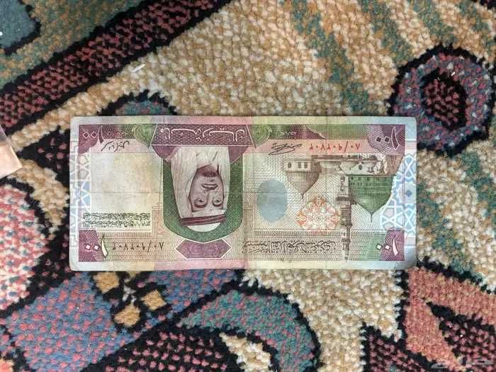 اغراض قديمه وتراثية 39
