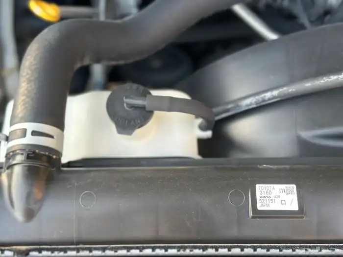 لا ندكروزر 2016 فل كامل GX.R بريمي V6 ( تم البيع ) 70