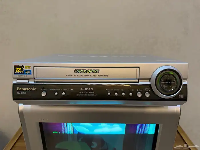 فديو باناسونيك جميع الانظمة VHS مع ريموت وكرتون 0