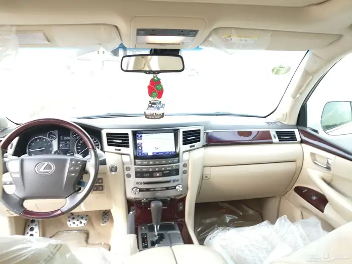 لكزس LX 2015 تم البيع الله يبارك للبائع والمشتري 2