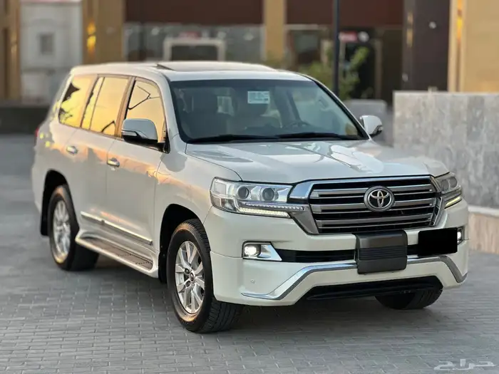 لا ندكروزر 2016 فل كامل GX.R بريمي V6 ( تم البيع ) 5