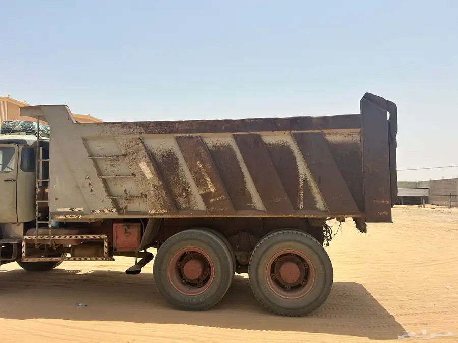 صندوق قلاب للبيع 0