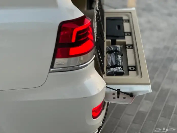 لا ندكروزر 2016 فل كامل GX.R بريمي V6 ( تم البيع ) 17