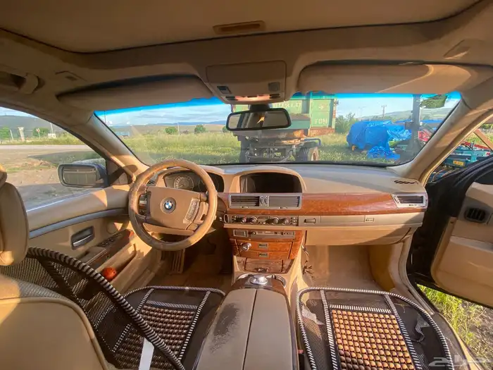 BMW 745 Li 9