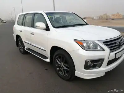 لكزس LX 2015 28