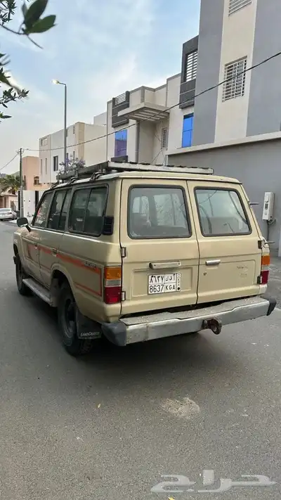 لاندكروزر 1983 4