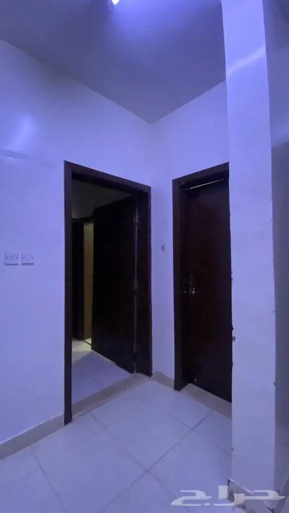 شقه عوايل دور ثالث مفروشة الذيبية حي ب 8