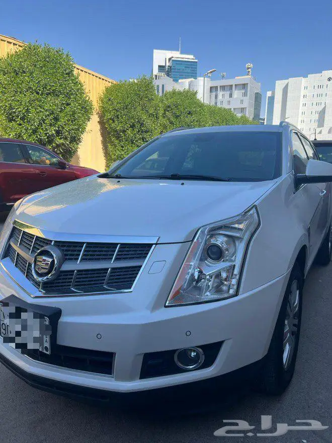 كاديلاك SRX 4 بحالة الوكالة 1