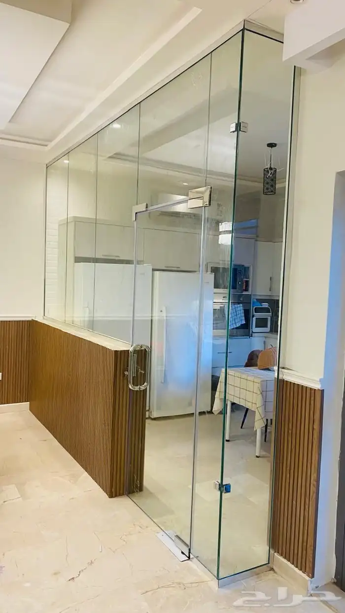 زجاج سيكوريت ومرايات 23