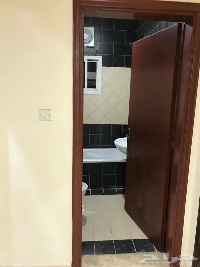 شقة في حي المنار بسعر لقطة للتمليك 8