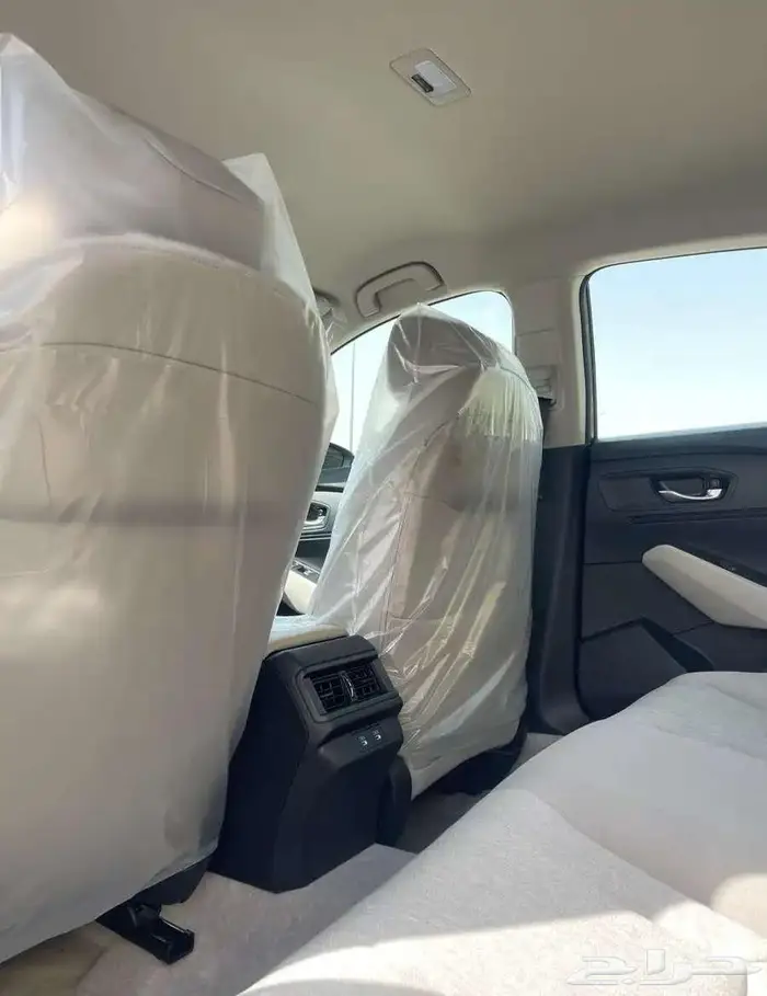 هوندا اكورد LX استندر 2025 جميع الألوان 9