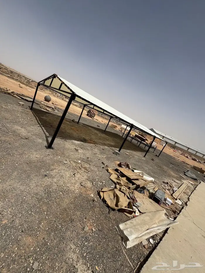 دكات حديد غرف خشب مظلات ابل 10