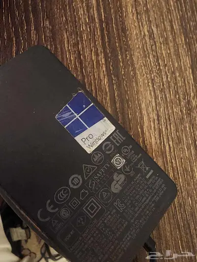 للبيع سيرفس برو 5 i5 الجيل السابع 6