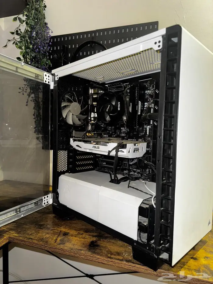 بي سي 1060gtx  1500x amd مع كيبورد رد دراقن سماعات هايبر اكس 2