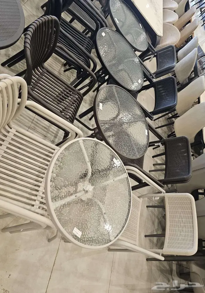 كرسيين وطاولة خارجي 13