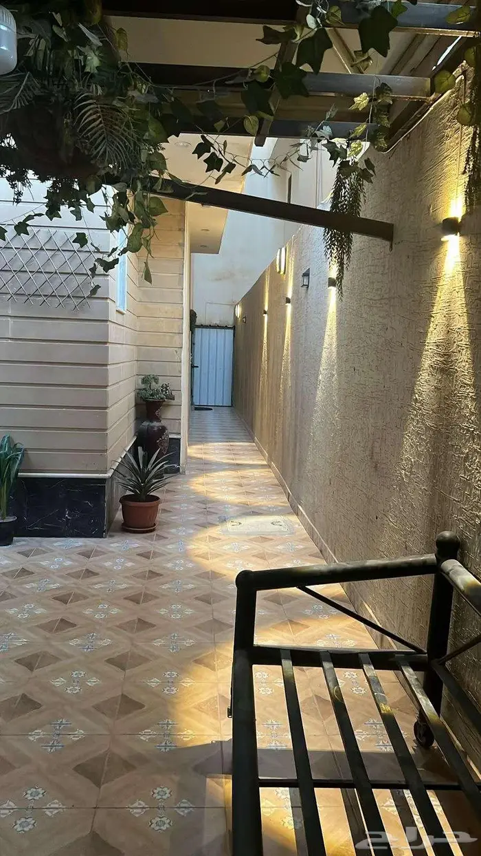 فيلا للبيع بحي المونسية 1
