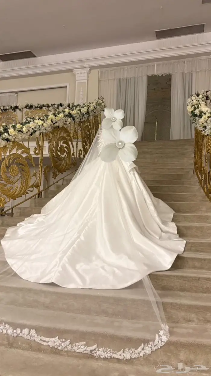فستان عروسه مميز للايجار 1