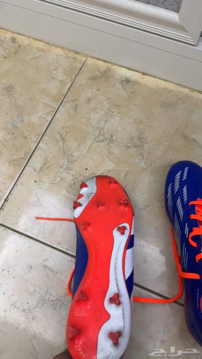 بوت اديداس كيدايس نظيف لعب فيه مباره وحده فقط 3