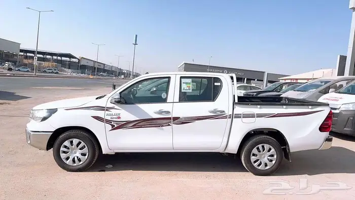 هايلوكس غمارتين GL ديزل 2025 2