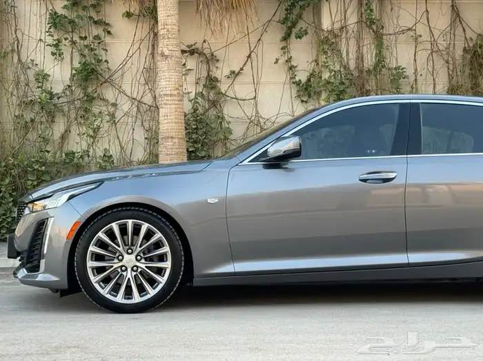 كاديلاك CT5 موديل 2022 اعلى فئه بلاتينيوم تحت الضمان 60