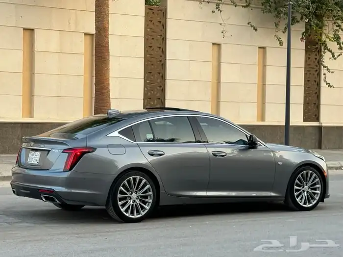 كاديلاك CT5 موديل 2022 اعلى فئه بلاتينيوم تحت الضمان 18