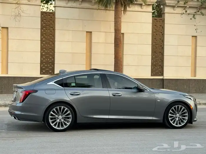 كاديلاك CT5 موديل 2022 اعلى فئه بلاتينيوم تحت الضمان 19