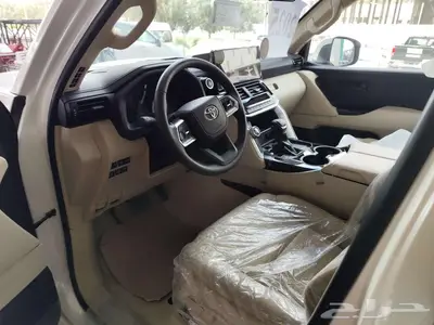 لاندكروزر GXR L3 بنزين 2025 بطاقة جمركيه سعودي كاش وتمويل 6
