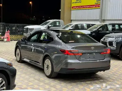 تويوتا كامرى جراندى 2025 فل بنزين تيتانيوم 3
