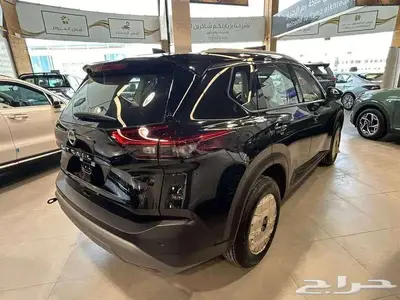 نيسان اكس تريل متوفر 5 و 7 راكب دبل وبدون 2025 4