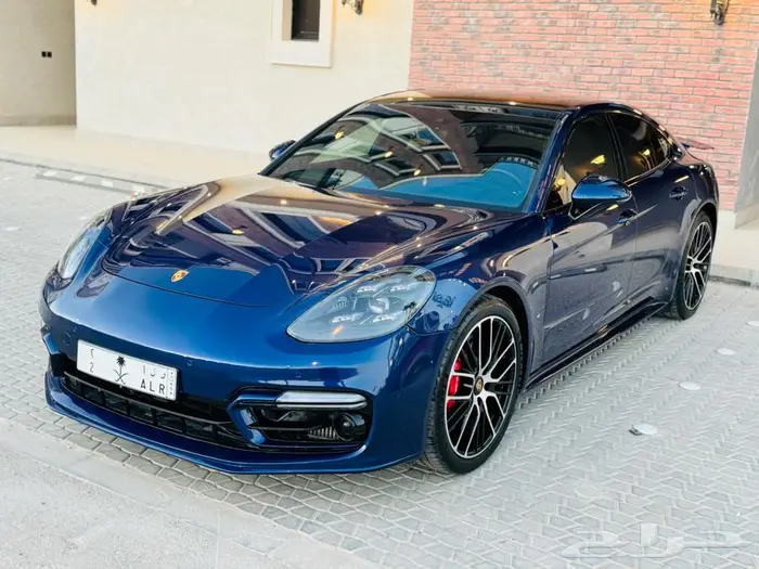 بورش بانميرا GTS موديل 2023 شبه وكاله 4