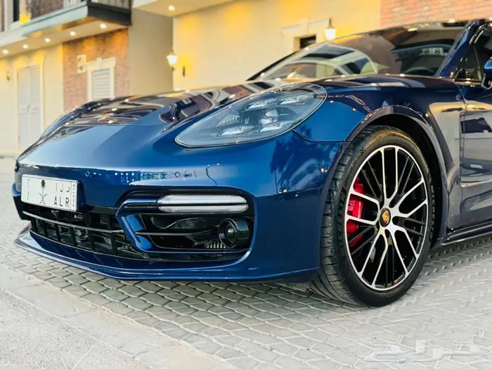 بورش بانميرا GTS موديل 2023 شبه وكاله 6