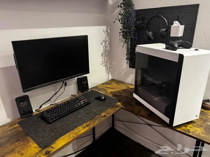 بي سي 1060gtx  1500x amd مع كيبورد رد دراقن سماعات هايبر اكس 4