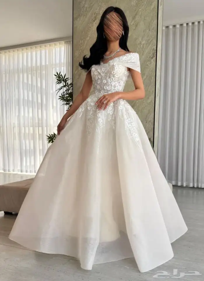 متجر فساتين 22