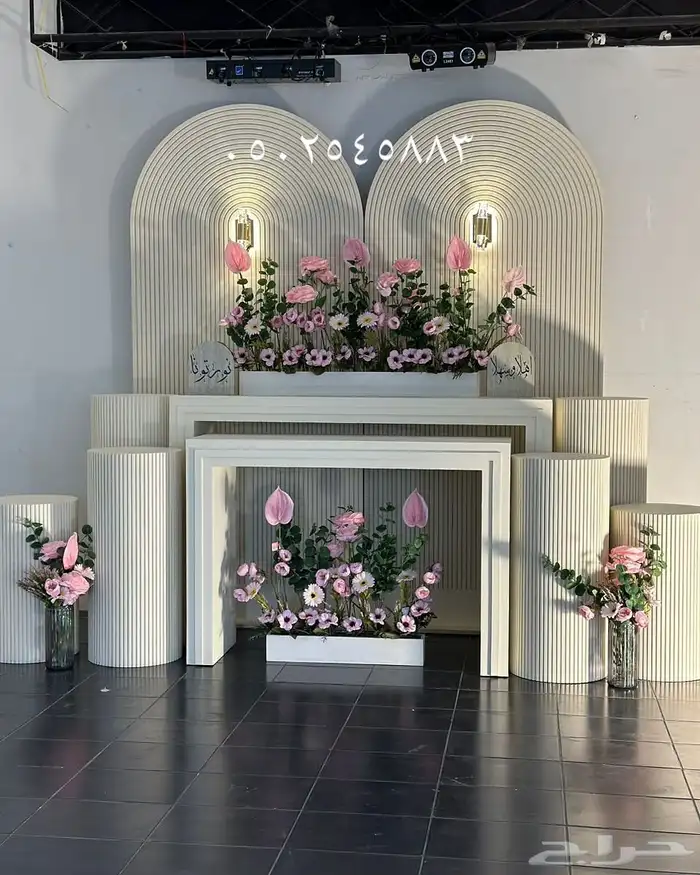 طاولات عشاء 4